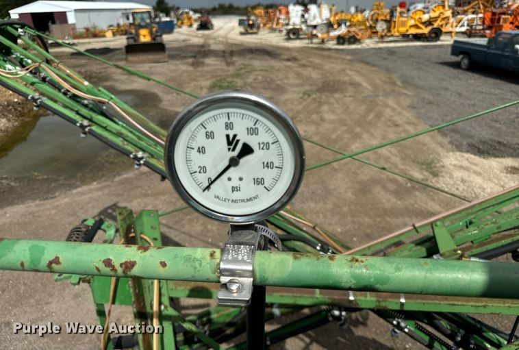 image for item OG9687 1990 John Deere  6000 sprayer