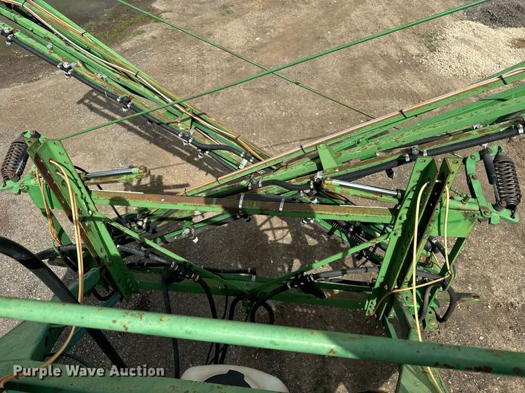 image for item OG9687 1990 John Deere  6000 sprayer