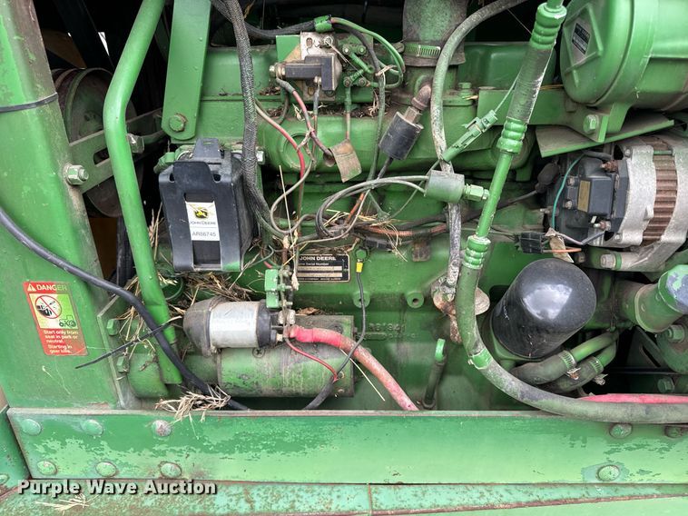 image for item OG9687 1990 John Deere  6000 sprayer