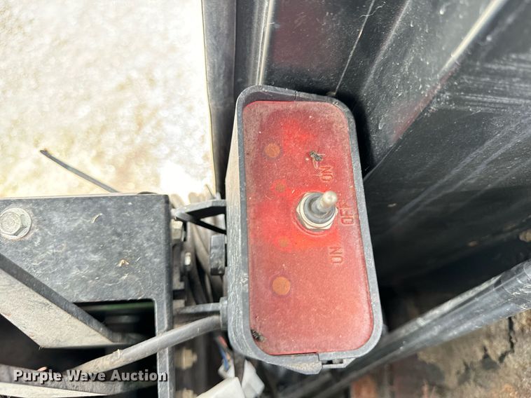 image for item OG9687 1990 John Deere  6000 sprayer