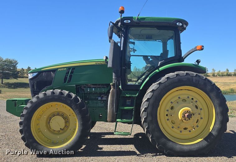 image for item OH9783 2013 John Deere 7215R MFWD tractor