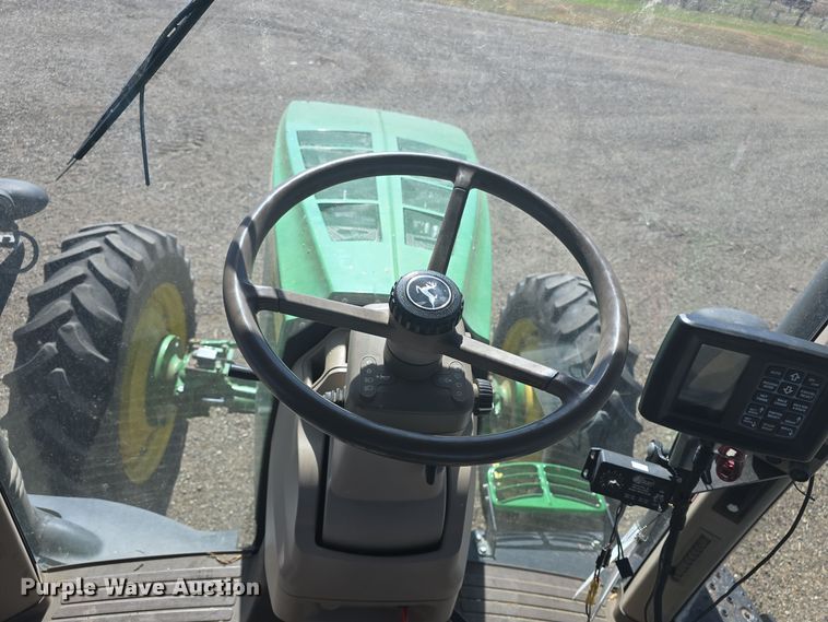 image for item OH9783 2013 John Deere 7215R MFWD tractor