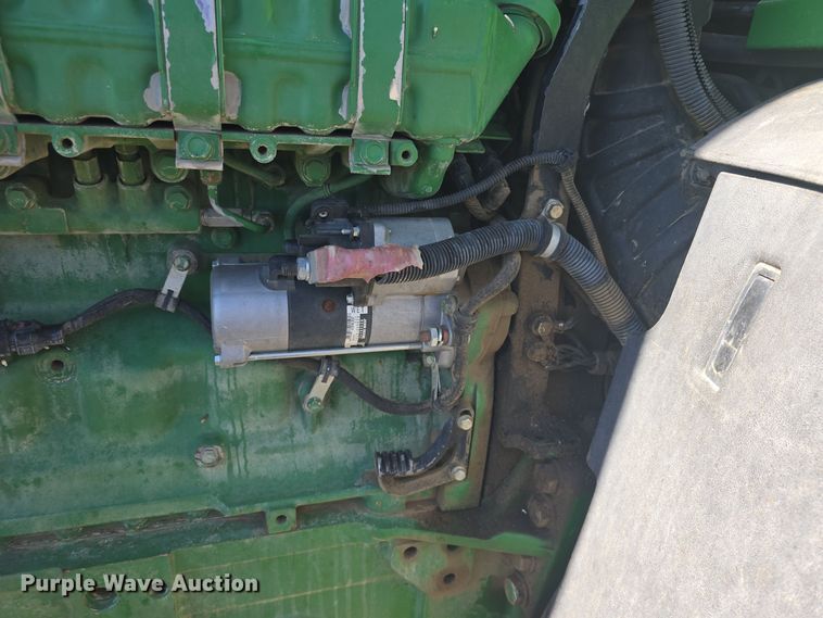 image for item OH9783 2013 John Deere 7215R MFWD tractor