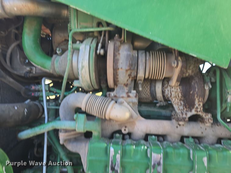 image for item OH9783 2013 John Deere 7215R MFWD tractor