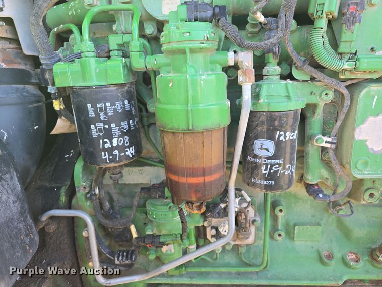 image for item OH9783 2013 John Deere 7215R MFWD tractor