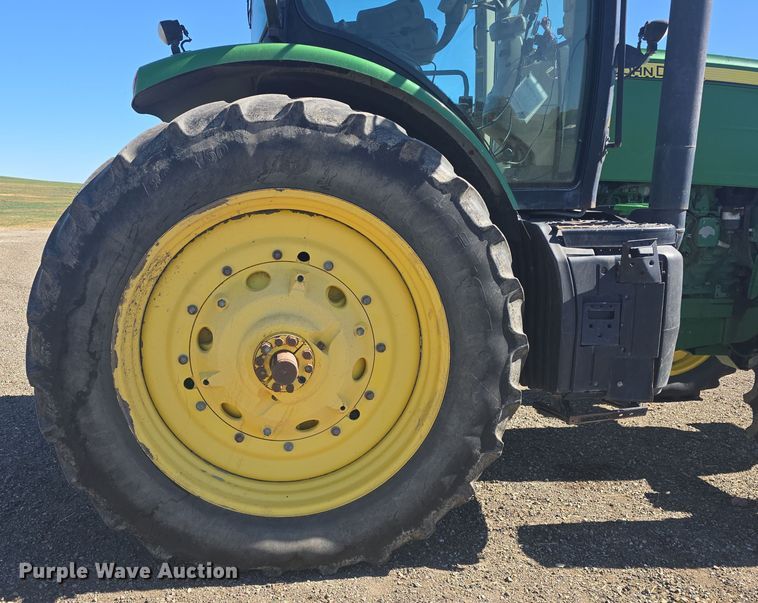 image for item OH9783 2013 John Deere 7215R MFWD tractor