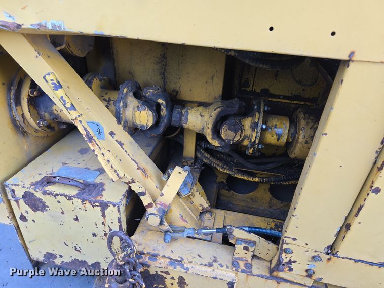 image for item OH9793 1991 SMI 2500 snow blower