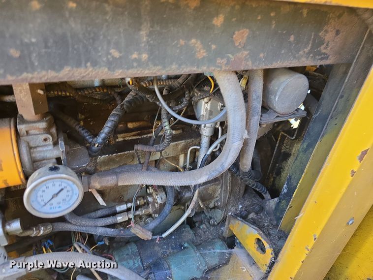 image for item OH9793 1991 SMI 2500 snow blower