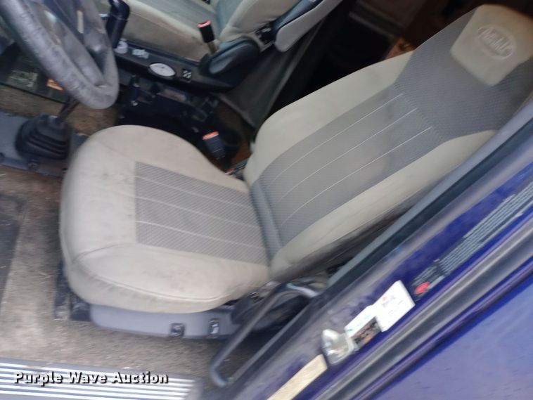 image for item DH1409 2016 Peterbilt  579 semi truck