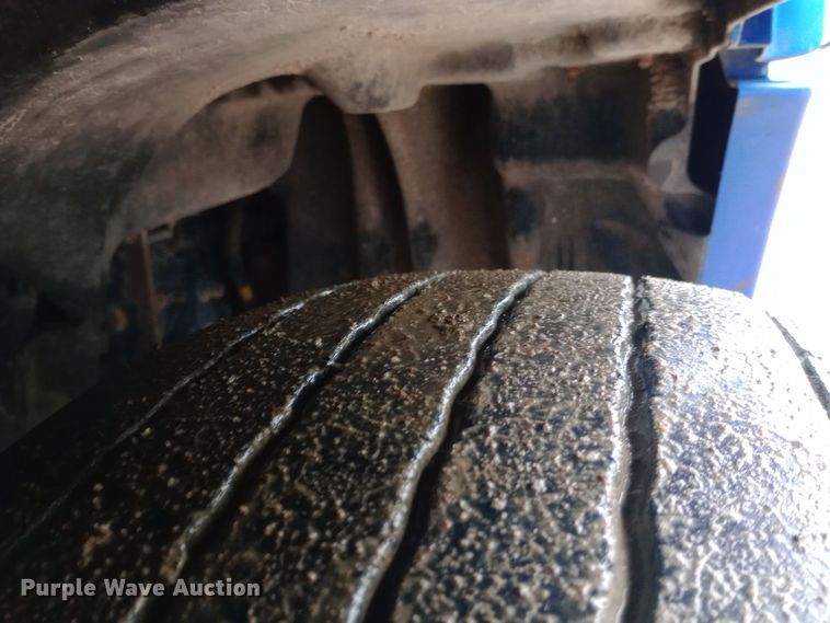 image for item DH1411 2014 Freightliner  Cascadia semi truck