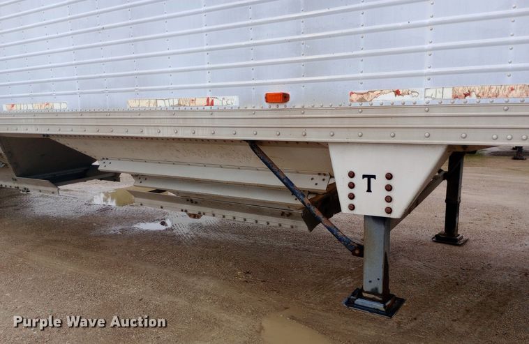image for item DH1413 2006 Timpte Super Hopper grain trailer
