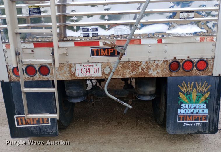 image for item DH1413 2006 Timpte Super Hopper grain trailer