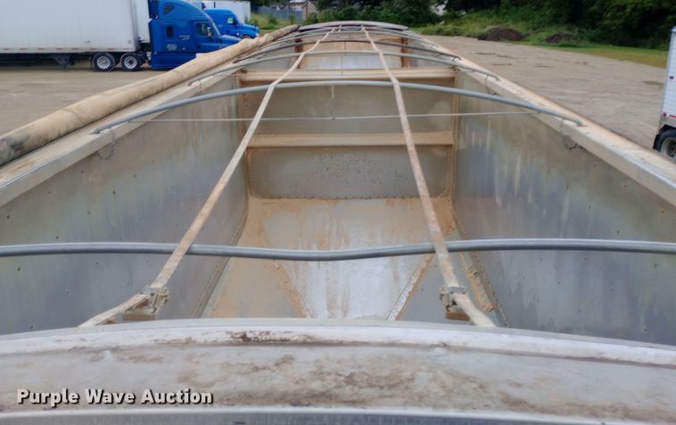 image for item DH1413 2006 Timpte Super Hopper grain trailer