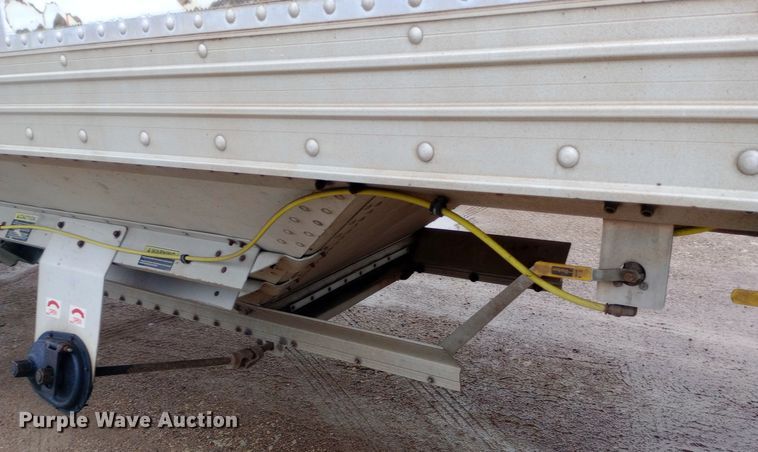 image for item DH1413 2006 Timpte Super Hopper grain trailer