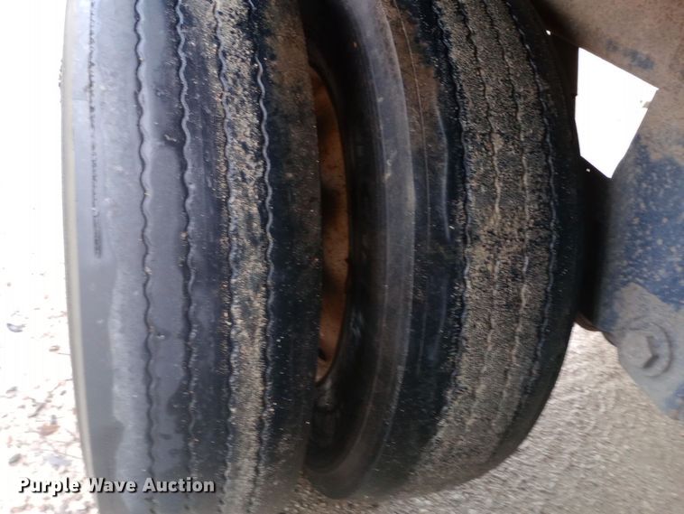 image for item DH1413 2006 Timpte Super Hopper grain trailer