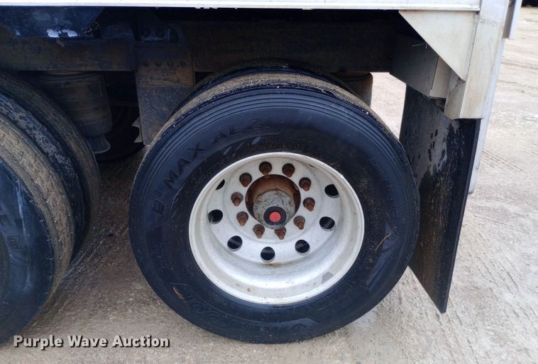 image for item DH1413 2006 Timpte Super Hopper grain trailer