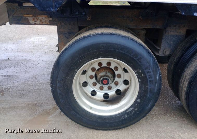 image for item DH1413 2006 Timpte Super Hopper grain trailer