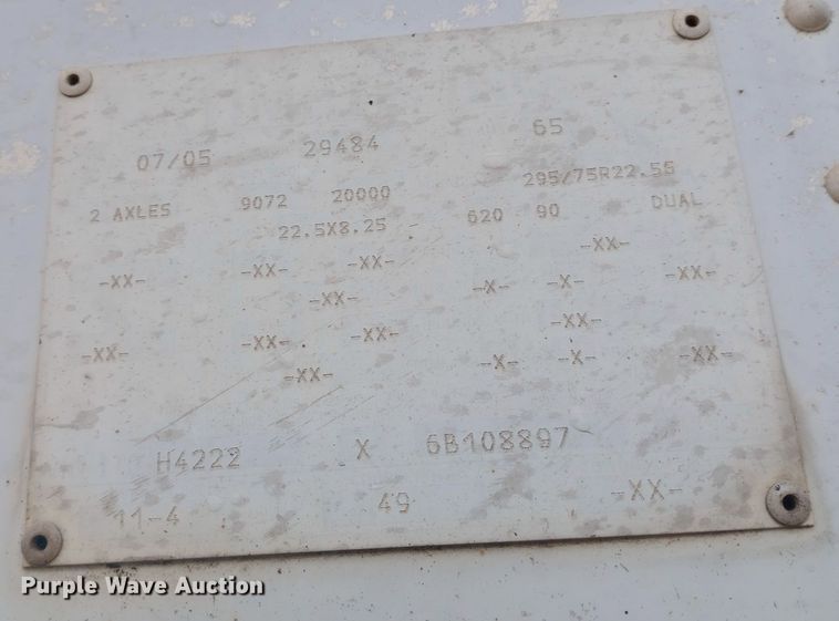 image for item DH1413 2006 Timpte Super Hopper grain trailer