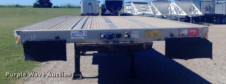image for item DH1467 2012 Reitnouer Max Miser flatbed trailer