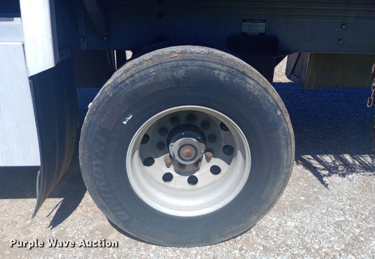 image for item DH1467 2012 Reitnouer Max Miser flatbed trailer