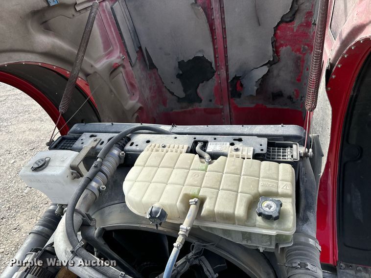 image for item DH8621 2008 Peterbilt 389 semi truck