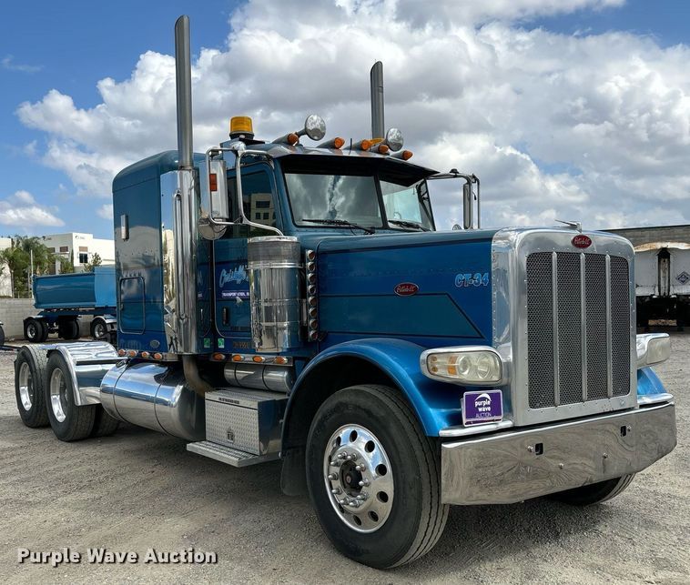 image for item DH8622 2008 Peterbilt 388 semi truck