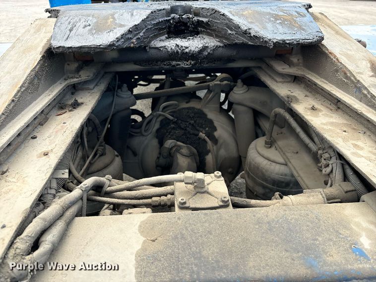 image for item DH8622 2008 Peterbilt 388 semi truck