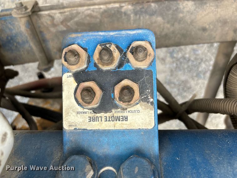 image for item DH8622 2008 Peterbilt 388 semi truck