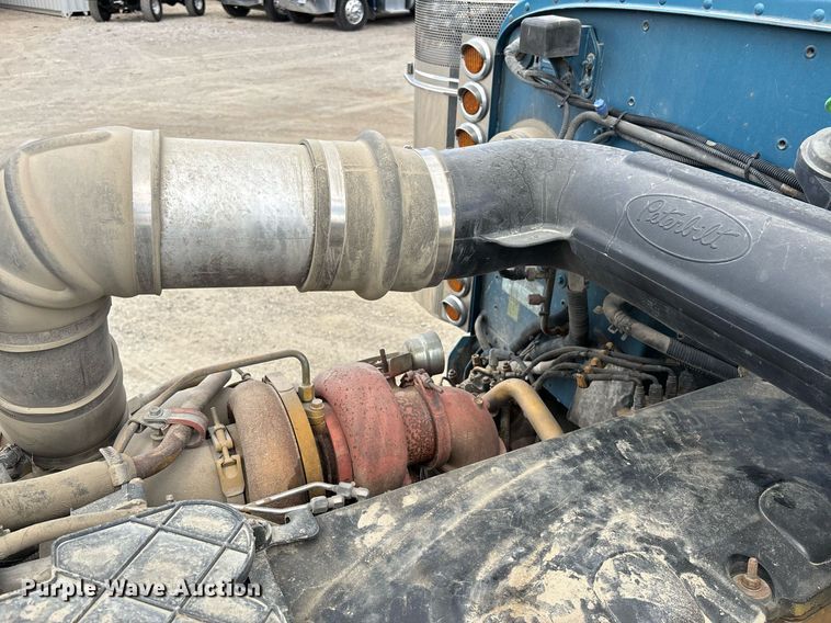 image for item DH8622 2008 Peterbilt 388 semi truck