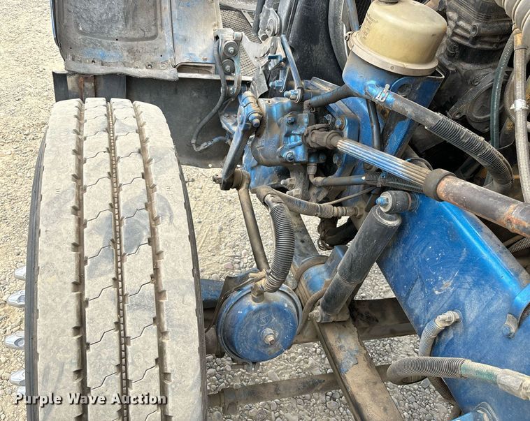 image for item DH8622 2008 Peterbilt 388 semi truck