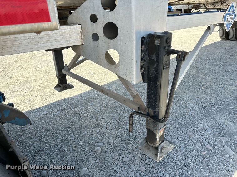 image for item DH8623 1999 American end dump trailer