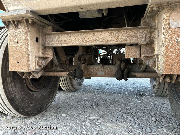 image for item DH8623 1999 American end dump trailer