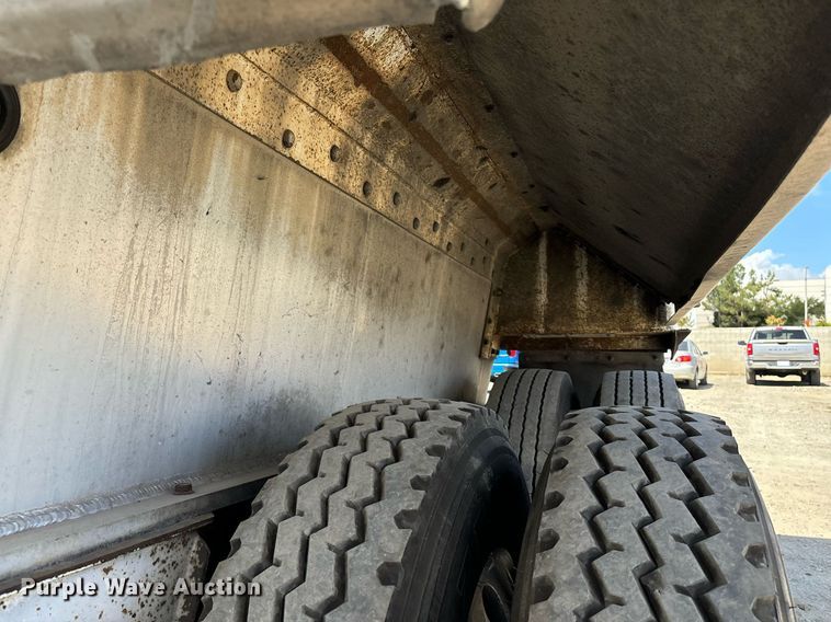 image for item DH8624 1999 ATM-4048-8 American end dump trailer