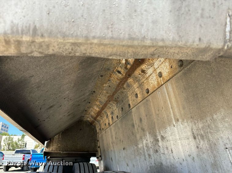 image for item DH8624 1999 ATM-4048-8 American end dump trailer