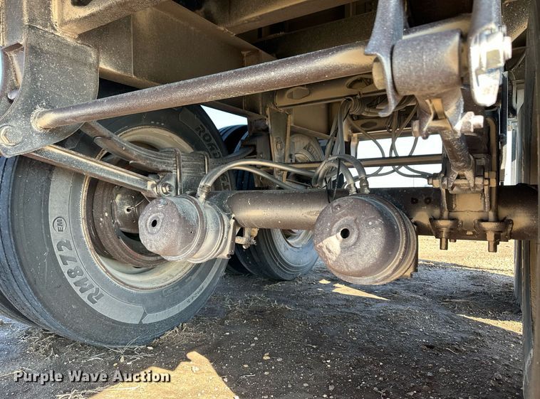 image for item DL0464 2015 Maurer Grain TR grain trailer