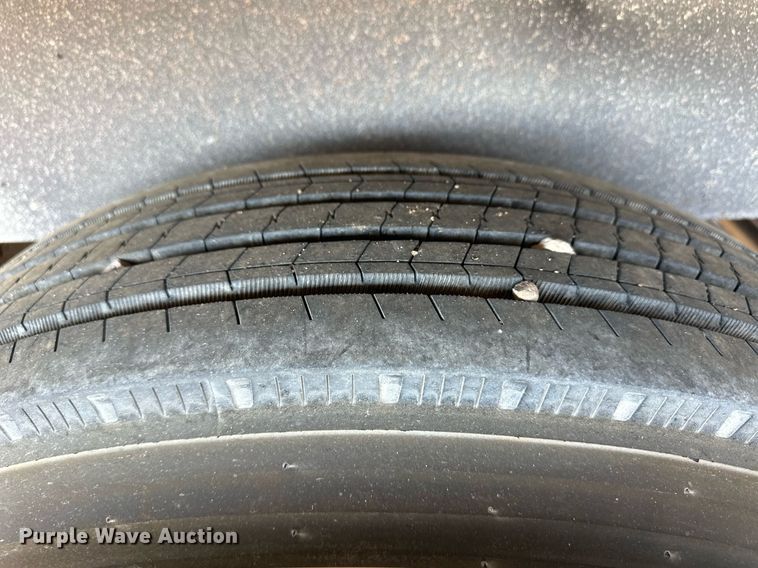 image for item DL0464 2015 Maurer Grain TR grain trailer