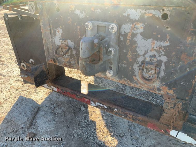 image for item DM1806 2006 International  7600 flatbed truck