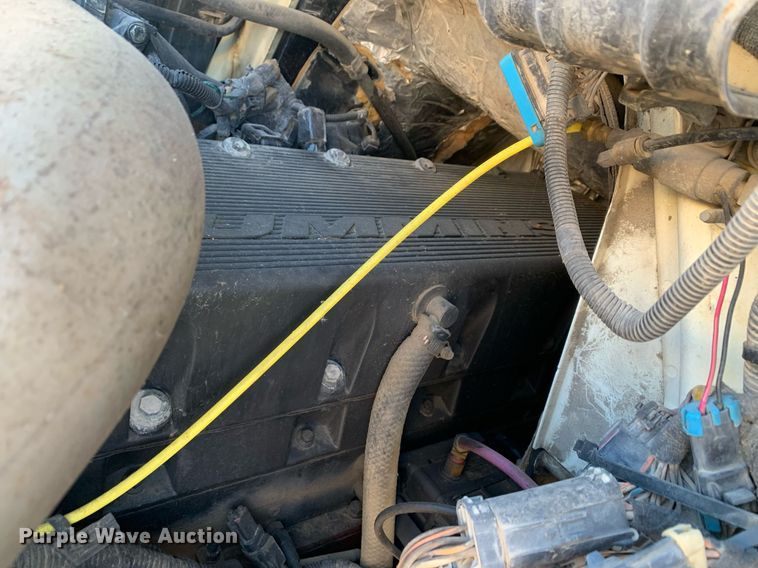 image for item DM1806 2006 International  7600 flatbed truck