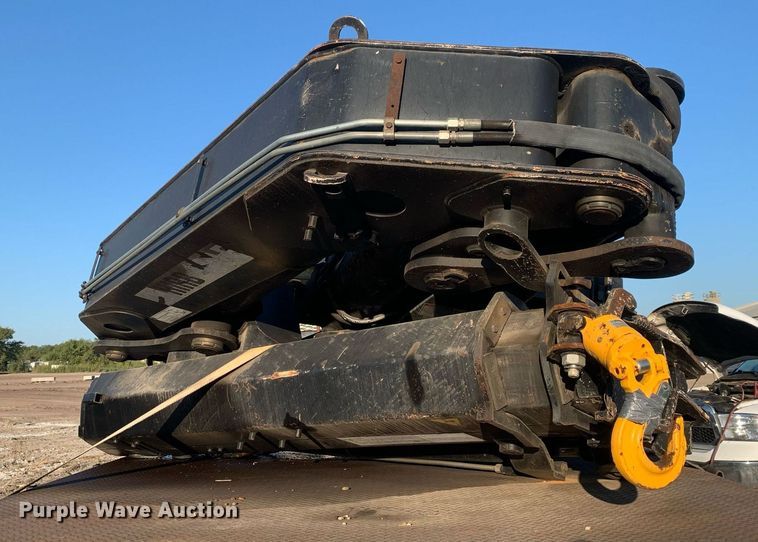 image for item DM1807 2004 Hiab 400-2 knuckle boom crane