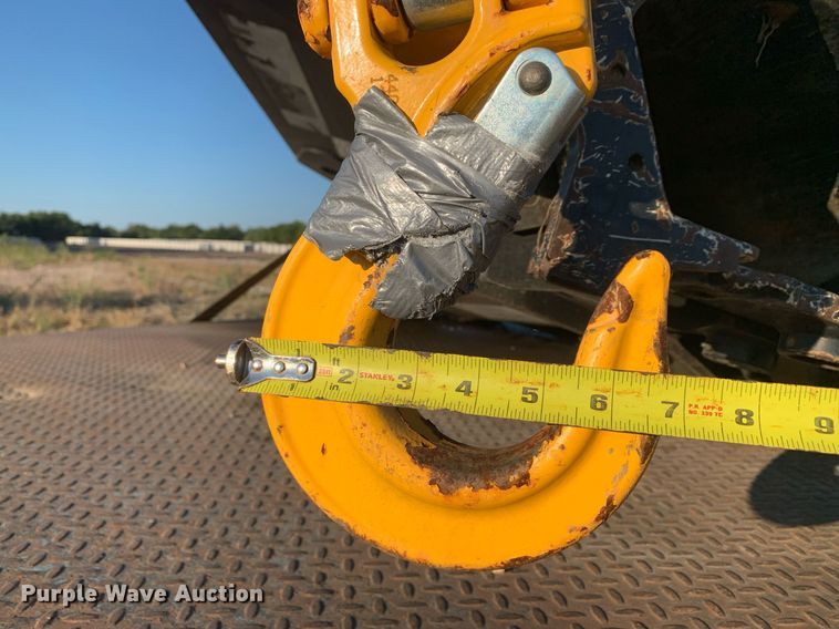 image for item DM1807 2004 Hiab 400-2 knuckle boom crane