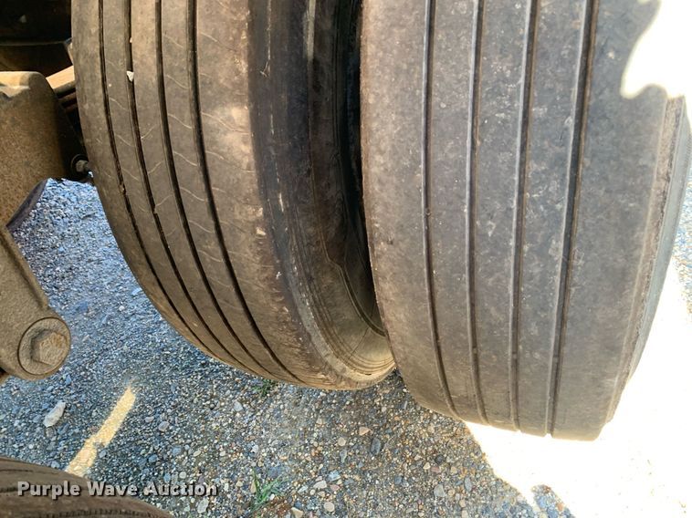 image for item DM1812 1999 Tremcar CT5931 tank trailer