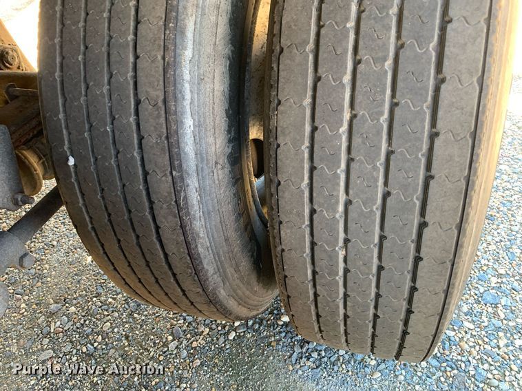 image for item DM1812 1999 Tremcar CT5931 tank trailer