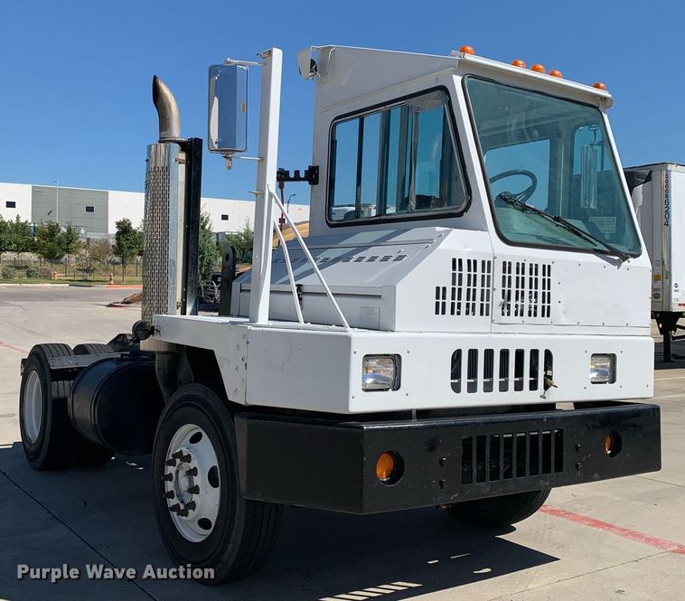 image for item DM1815 2005 Kalmar 30 yard truck