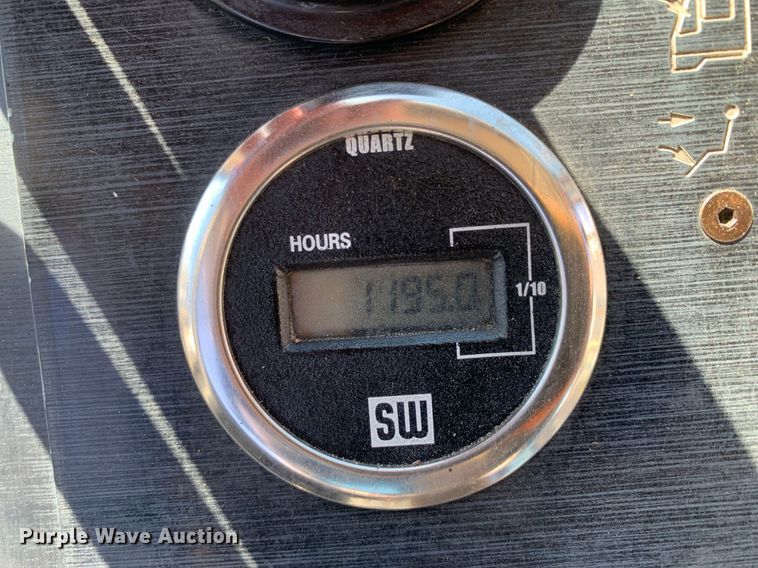 image for item DM1815 2005 Kalmar 30 yard truck