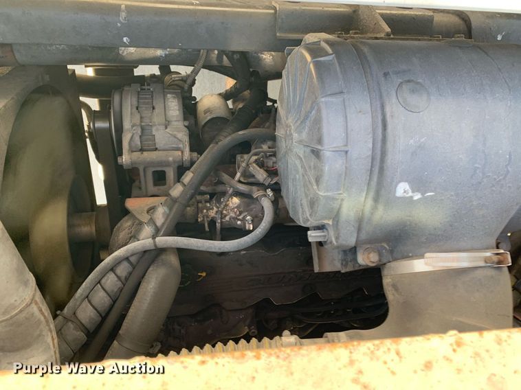 image for item DM1815 2005 Kalmar 30 yard truck