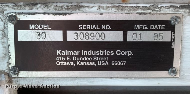 image for item DM1815 2005 Kalmar 30 yard truck