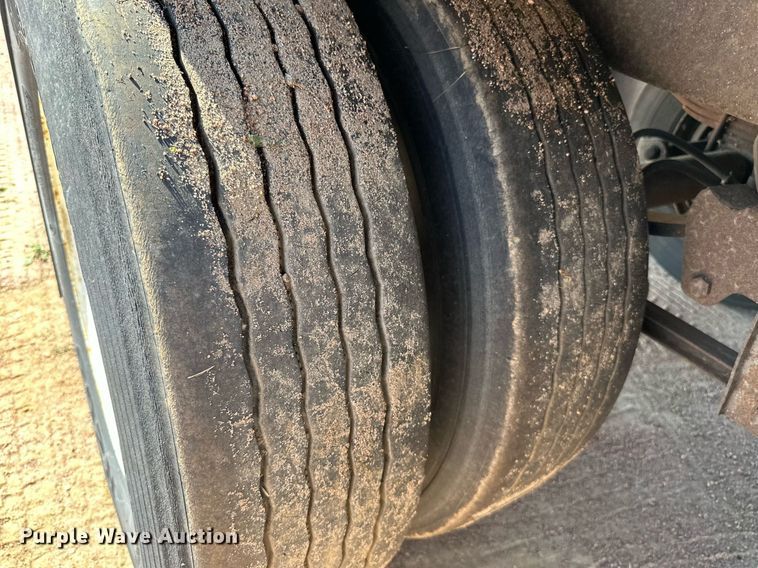 image for item DN0767 1998 Great Dane  dry van trailer