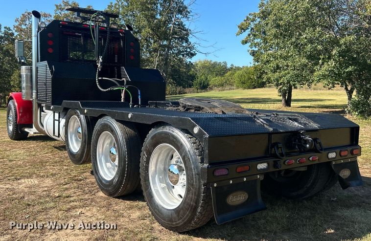 image for item DO7545 1998 Peterbilt  379 semi truck