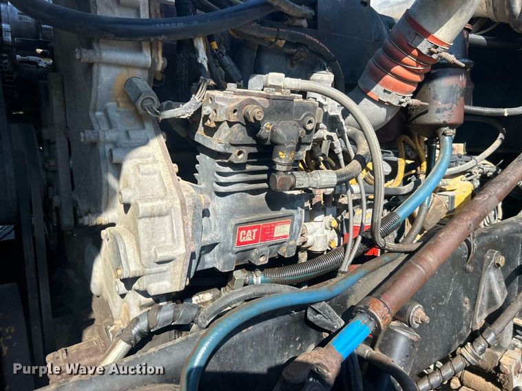 image for item DO7545 1998 Peterbilt  379 semi truck