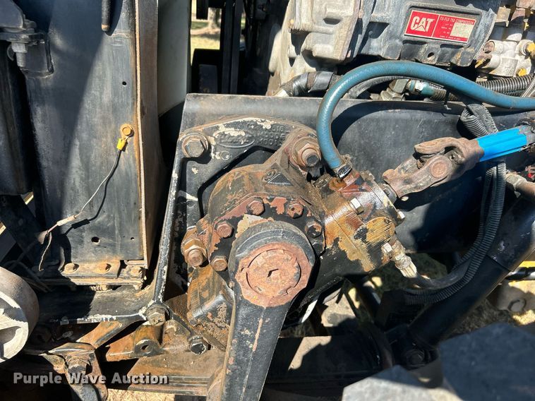 image for item DO7545 1998 Peterbilt  379 semi truck